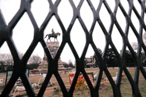 Virginia Supreme Court Will Hear Appeals to Block Robert E. Lee Statue Removal Because Wypipo Really Love Their Ode to Slavery