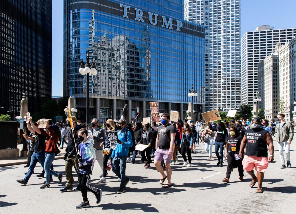 Trump Pens Petty Letter to Chicago Officials, Ironically Calls Out Their Lack of Leadership