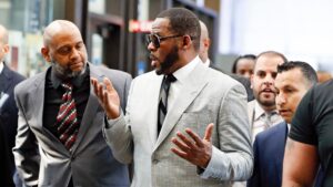 R. Kelly Just Paid Up His Back Child Support, Says His Attorney