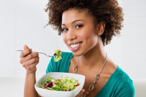 Should Salads Be on Plates or in Bowls? (A Short Debate About a Dumb Thing People Do)