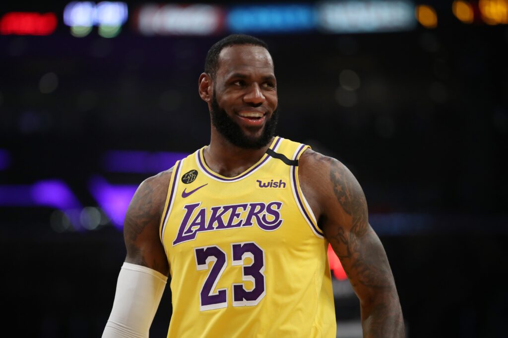 LeBron James on Playing With No Fans in Attendance Due to Coronavirus Scare: 'Nah'