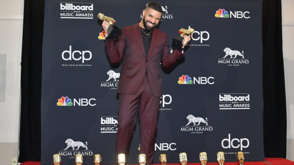 2019 Billboard Music Awards: Drake Takes Home 12 Awards, Breaks All-Time Record