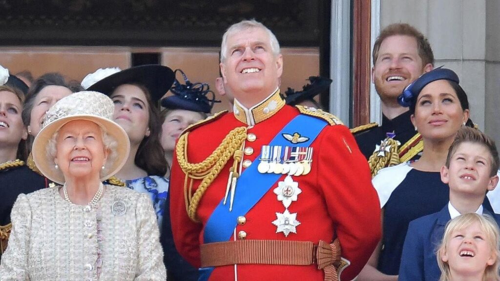 Because There Couldn't Possibly Be Any More Pressing Scandals in the Monarchy, Buckingham Palace Launches an Investigation Into Meghan's Alleged Bullying