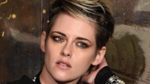 Hollywood Critics Association Names Kristen Stewart Actress of the Decade in the Same World Viola Davis Exists