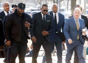 Dazed and Confused: R. Kelly, Claiming He Was ‘Overwhelmed,’ Reportedly Wants to Fight Sex Assault Case He Just Lost