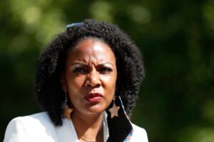 Tishaura Jones Becomes 1st Black Female Mayor of St. Louis