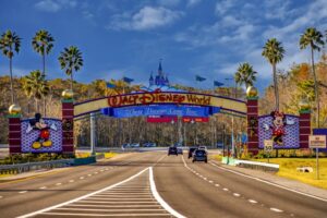We Need to Talk About the 'Conservative Republican' Who Wrote a Whole Essay About How He Misses White Privilege Disney World