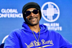 He Fooled Us All. Snoop Dogg Isn’t About to Quit Smoking