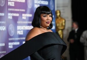 Lizzo Shares Red Hot Weight Loss Pics and The Internet Is Loving It